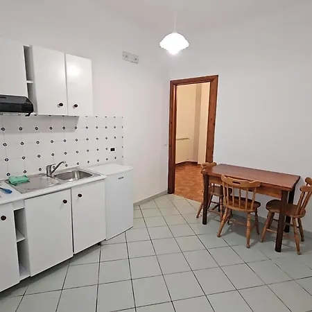 Paco Mare Apartment *